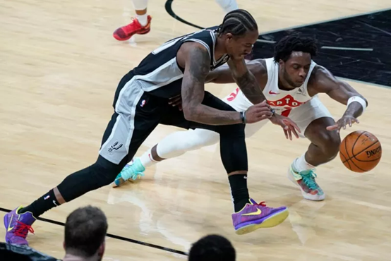 年轻队员的 年轻队员的